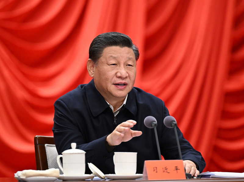 　　1月11日，省部級(jí)主要領(lǐng)導(dǎo)干部學(xué)習(xí)貫徹黨的十九屆六中全會(huì)精神專題研討班在中央黨校（國家行政學(xué)院）開班。中共中央總書記、國家主席、中央軍委主席習(xí)近平在開班式上發(fā)表重要講話。新華社記者 李學(xué)仁 攝